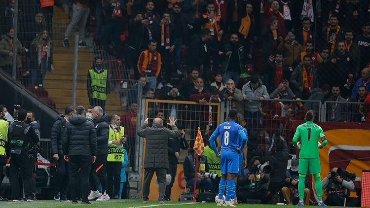 Son Dakika Haberi... Galatasaray-Marsilya maçında gergin anlar Muslera ve Fatih Terim sinirlendi