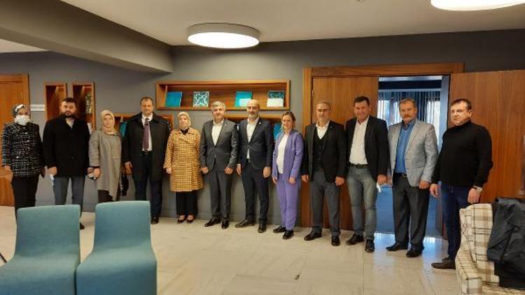 AK Parti Milletvekillerinden İznik TSOya ziyaret
