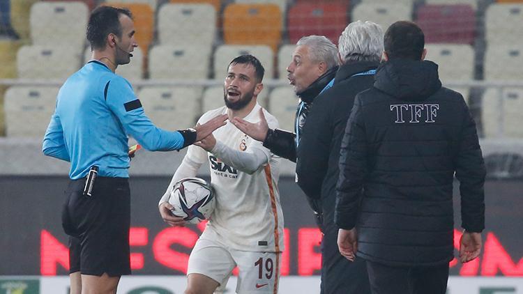 Öznur Kablo Yeni Malatyaspor - Galatasaray maçında Marius Sumudica kırmızı kart gördü