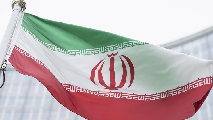 İran: Batı, nükleer müzakerelerin uzamasını istiyor