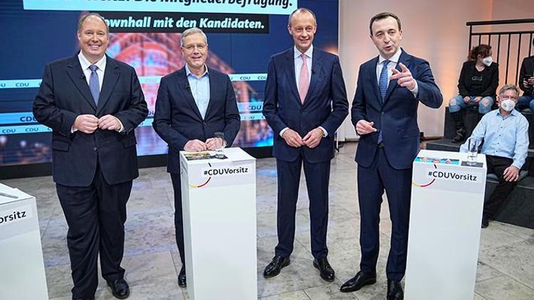 CDU’da liderlik yarışı hızlandı