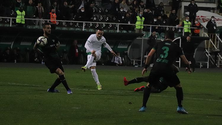 Bursaspor, Denizlisporu 3 golle mağlup etti