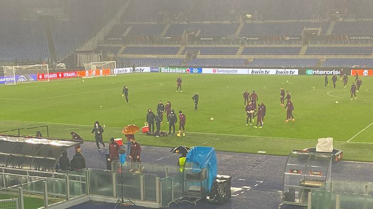 Galatasarayda Fatih Terim, Lazio maçı hazırlıklarına rötarlı katıldı