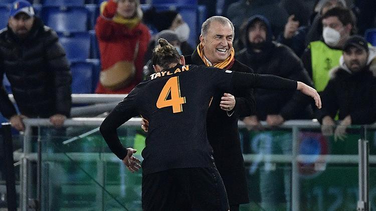 Lazio-Galatasaray maçı sonrası Fatih Terim ve ailesinin sevincine tepki İtalyan taraftarlar...