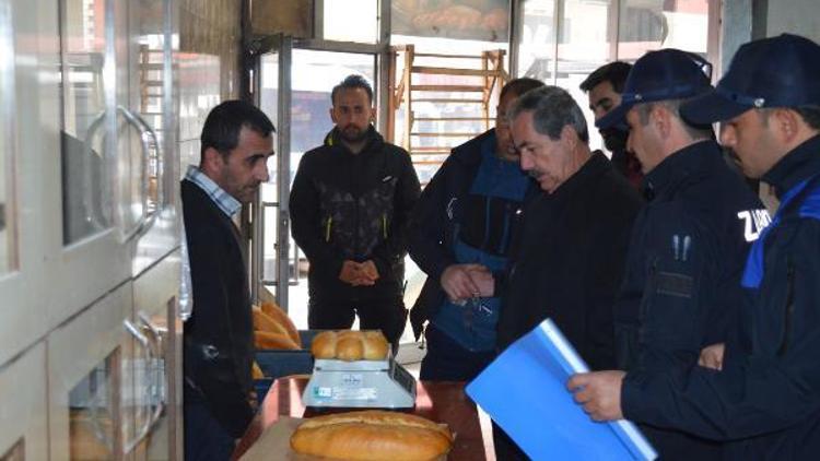 Belediye Başkanı Gürsoy, zabıta ekipleriyle fırınları denetledi