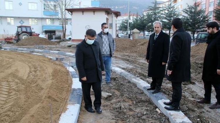 Akşehirde stadyum parkında yenileme çalışmaları başladı
