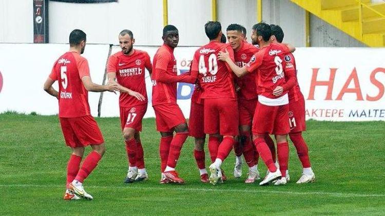 Ümraniyespor, Bursasporu 4 golle geçti