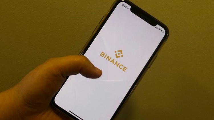 Binance genel merkez mi kuracak Rotasını BAEye çevirdi