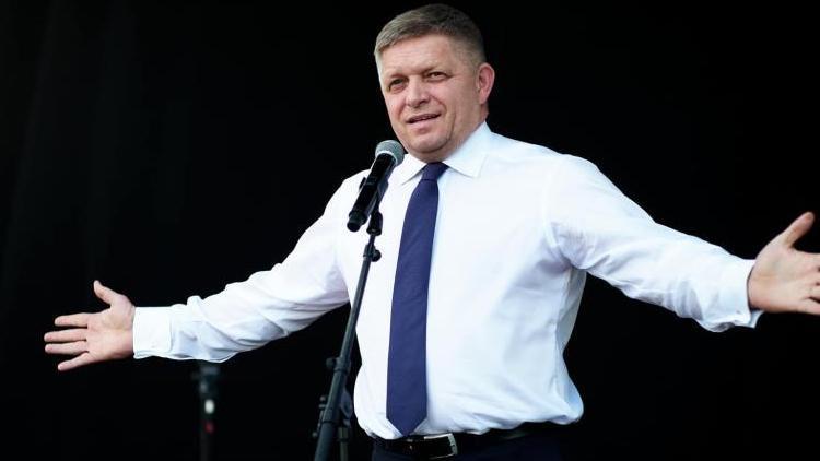 Slovakya eski Başbakanı Robert Fico gözaltına alındı