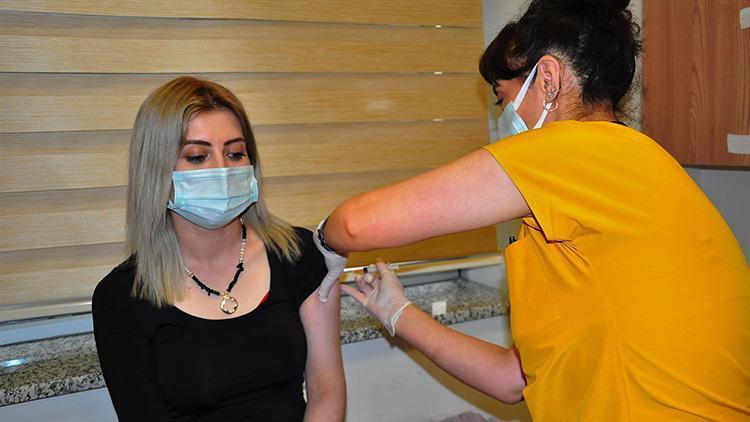 İstanbul Valisi Yerlikayadan 3. doz aşı çağrısı: Geç kalmayalım