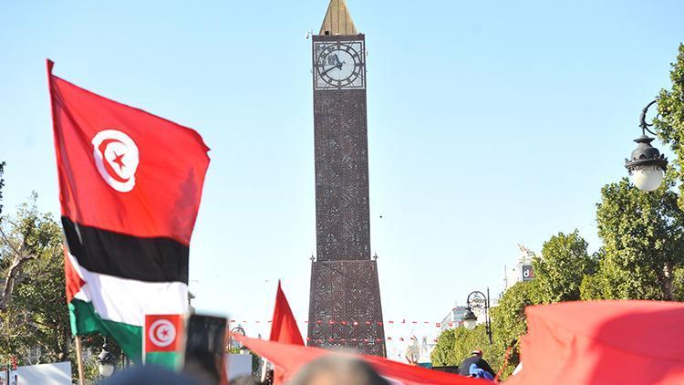 Eski Tunus Cumhurbaşkanı Marzoukiye gıyaben 4 yıl hapis cezası