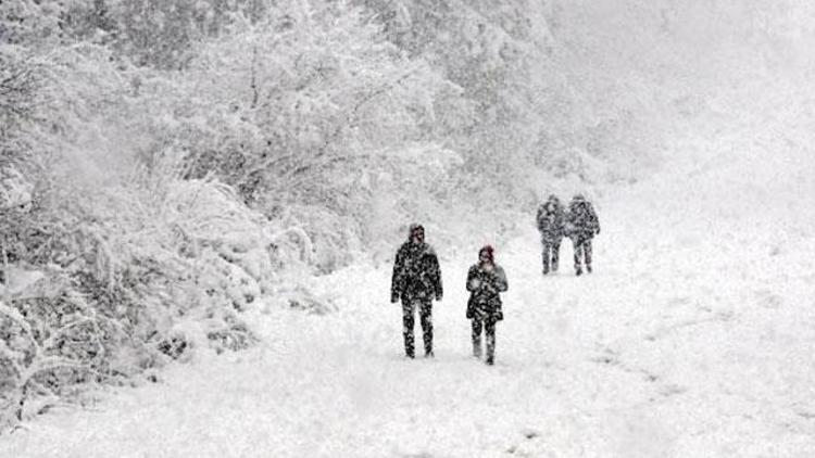 Erzincan’da eğitime kar engeli