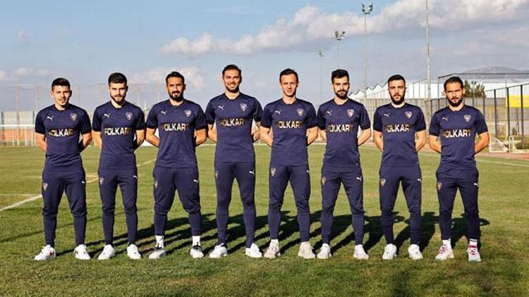 Bucaspor 1928’de 8 futbolcunun sözleşmesi yenilendi