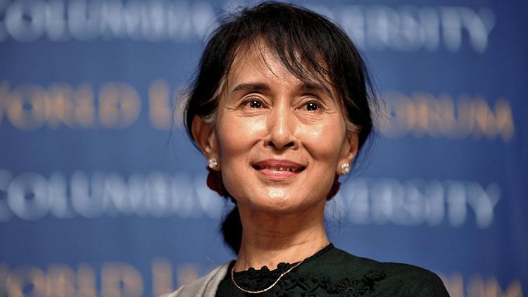 Myanmarın devrik lideri Suu Kyiye 4 yıl hapis cezası