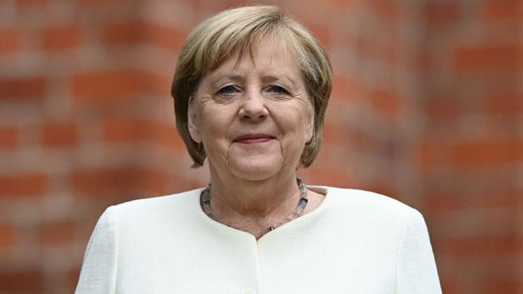 ‘Merkel adına bir vakıf kurulsun’