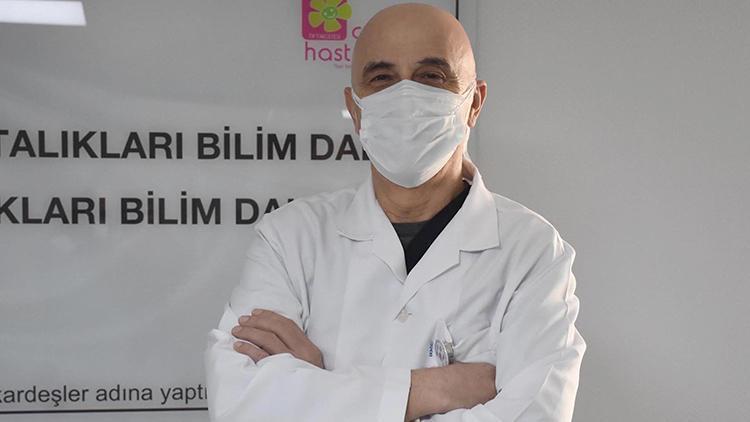 Omicrona yakalanan Prof. Dr. Kurugöl: AVM, restoran ve konserlere girişte aşı şartı getirilmeli