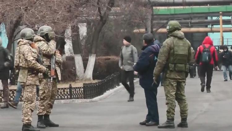 Rus vatandaşların Kazakistan’dan tahliyesi devam ediyor