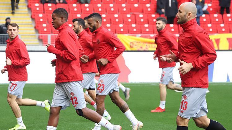 Antalyasporda genç oyuncular beklenen katkıyı veremedi