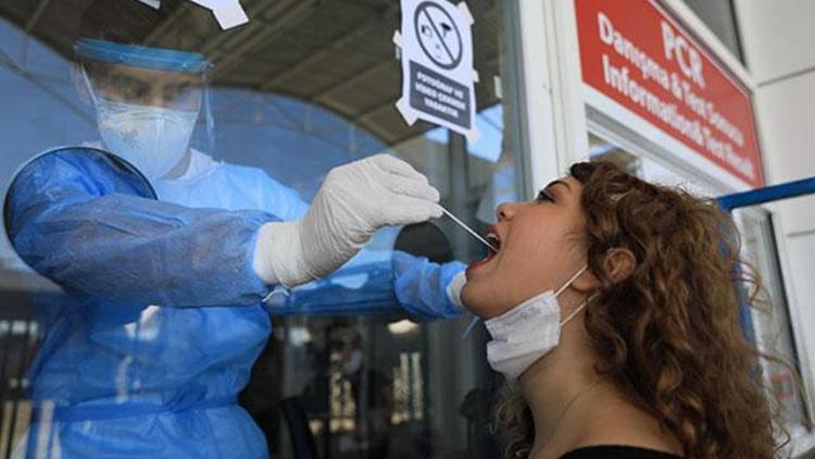 Omicron PCR testlerini de etkiledi Ağızdan mı, burundan mı etkili | 3 SORU 3 YANIT