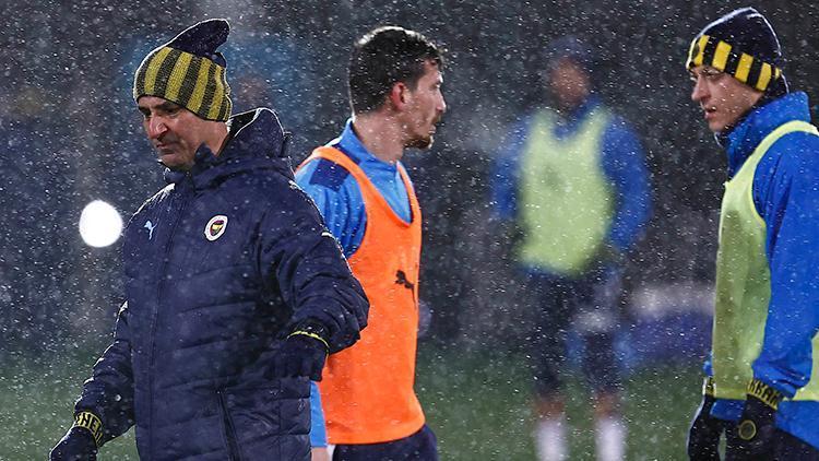 Fenerbahçede İsmail Kartaldan Mesut Özil kararı İz bırakmak istiyorsa...