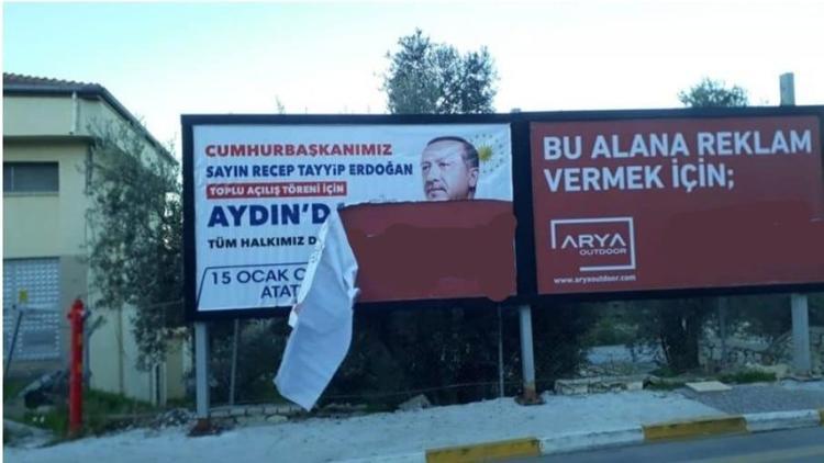 Cumhurbaşkanı Erdoğanın afişlerini yırtan kişi gözaltına alındı