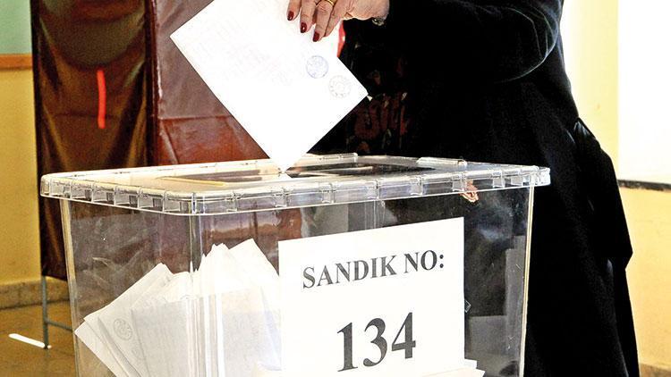 KKTC’de gündem seçim talepleri: ‘Oy karşılığı mezar taşı istediler’