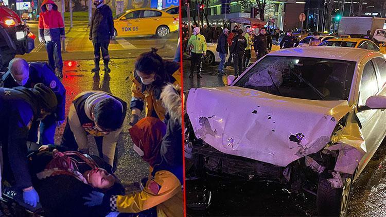 Şişli’de iki otomobil çarpıştı: Çok sayıda yaralı var