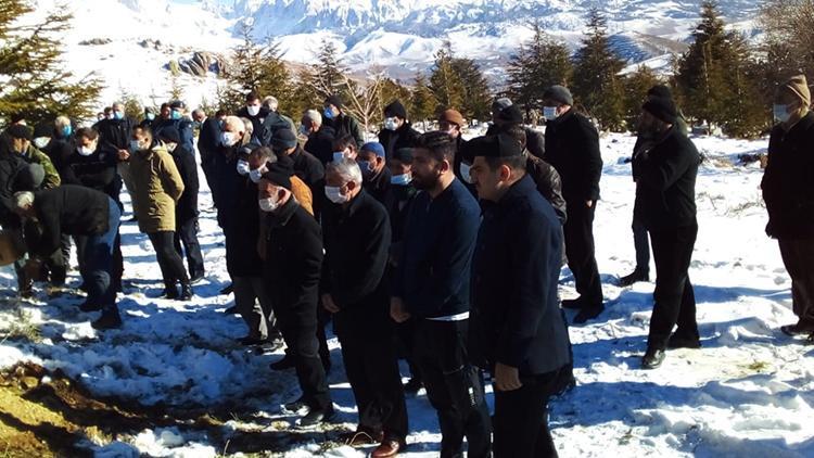 Sobadan zehirlenen Neslihan Üzümcü, son yolculuğuna uğurlandı