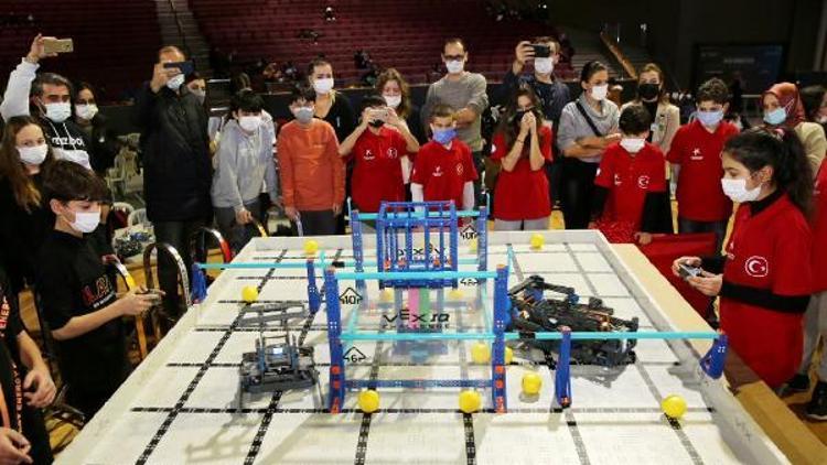 Uluslararası Vex Robotics İstanbul Turnuvası, Küçükçekmece’de gerçekleşti