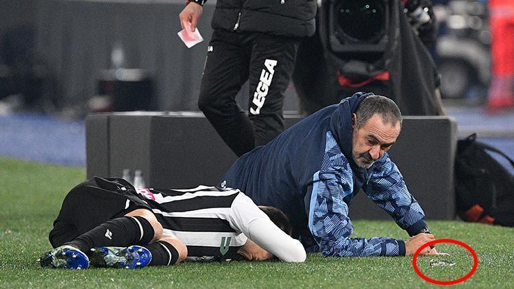 Lazio - Udinese maçında Maurizio Sarrinin talihsiz anı