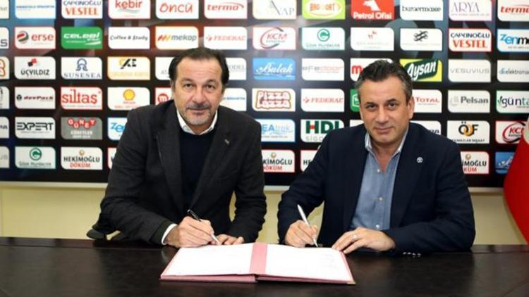 Son Dakika: Yusuf Şimşek yeni takımıyla sözleşme imzaladı