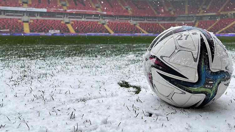 Antalyaspor - Gaziantep FK maçı ertelendi, Başakşehir - Konyaspor maçının tarihi açıklandı