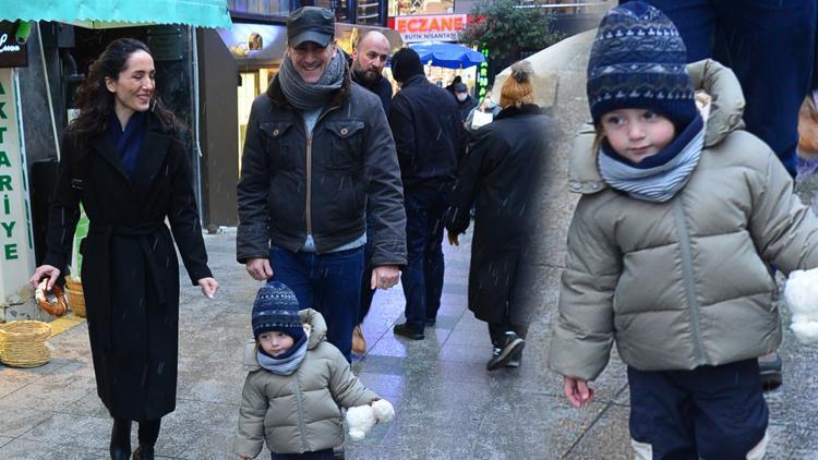 Aksoy Ailesi yürüyüşte