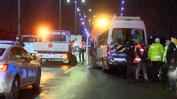 FSM Köprüsü’nde servis minibüsü, tuzlama aracına çarptı: 1 ölü