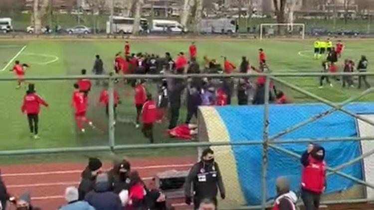 Amatör lig maçında ortalık savaş alanına döndü: 4 futbolcu yaralı