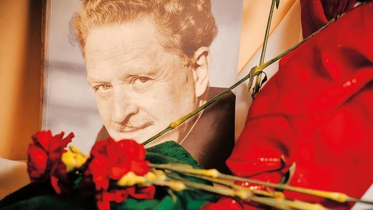 120. doğum gününde Nazım Hikmet’e Moskova’da anma