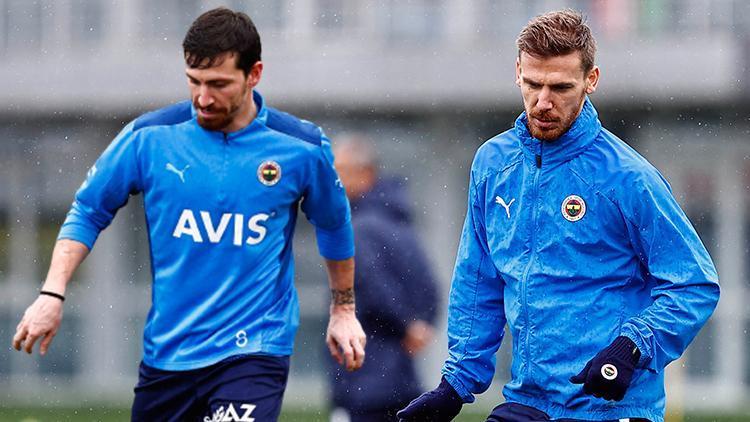 Fenerbahçede Serdar Aziz ve Mert Hakan Yandaş takımla çalıştı