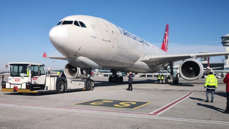 Atatürk Havalimanında kargo uçuşları sona erdi