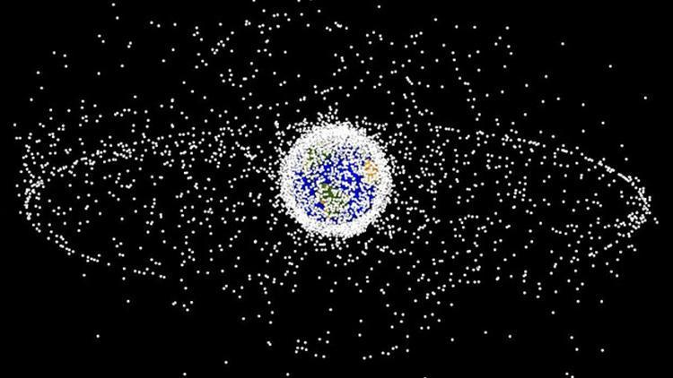 NASA, SpaceX’in 30 bin uyduluk projesiyle ilgili endişe duyduğunu açıkladı