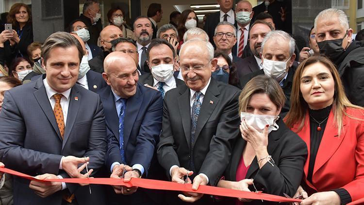 Kılıçdaroğlu, İzmirde partisinin il binasının açılışını yaptı