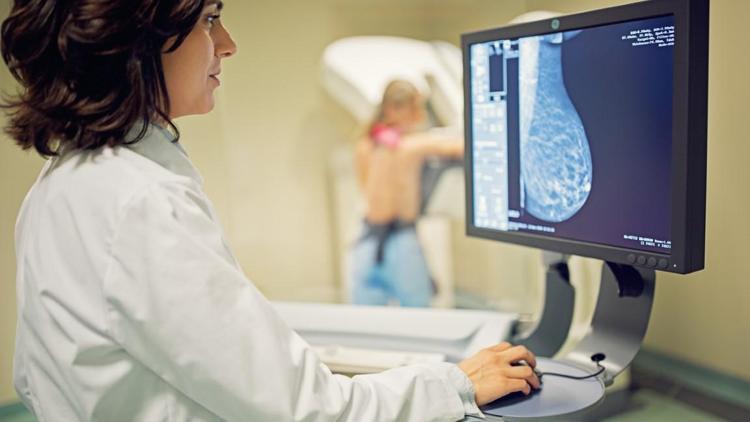 Covid-19 aşısı mamografi sonuçlarını etkiler mi