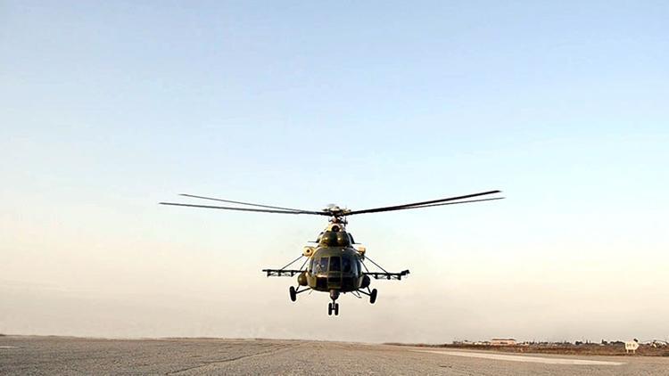 Azerbaycan Hava Kuvvetlerinden helikopterlerle tatbikat