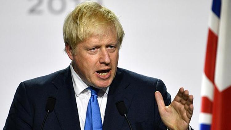 Johnson duyurdu İngiltere koronavirüs kısıtlamalarını kaldırıyor