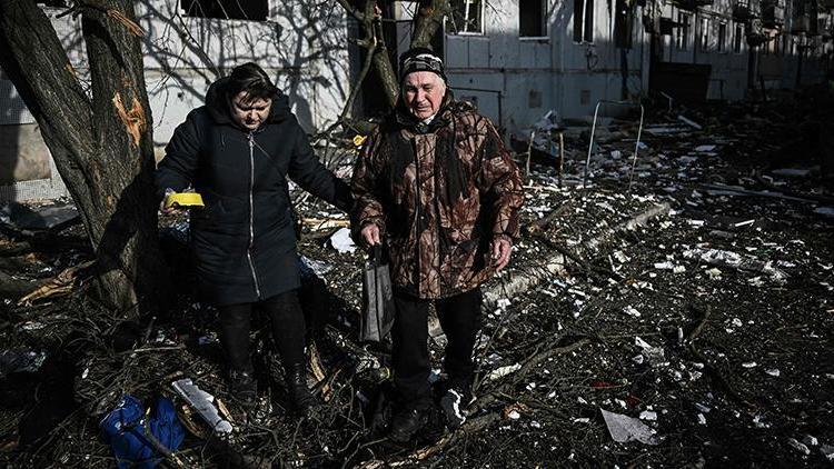 Ukrayna-Rusya savaşı büyüyor: Milyonlarca sivil ne yapacak
