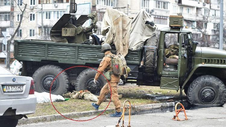 300 askerle Kiev’e sızdılar