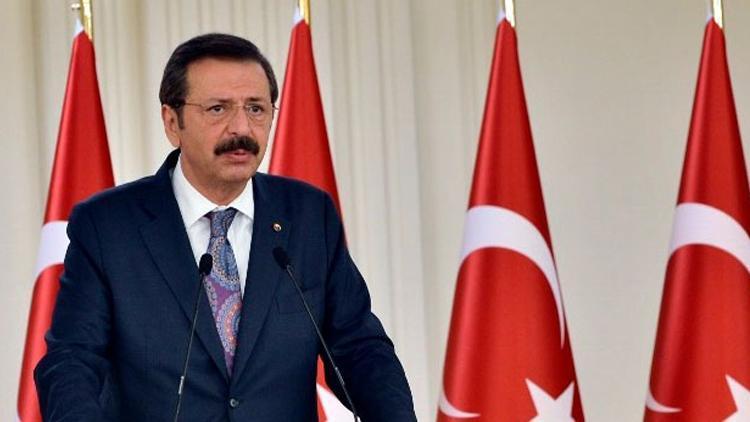 Hisacıklıoğlu: Türk tırlarının olumsuz etkilenmemesi için kriz masası oluşturduk