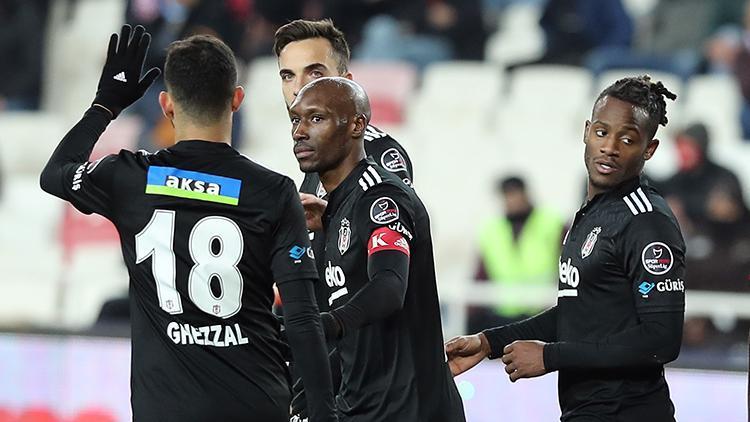 Beşiktaşta Rachid Ghezzaldan Atibaya övgü