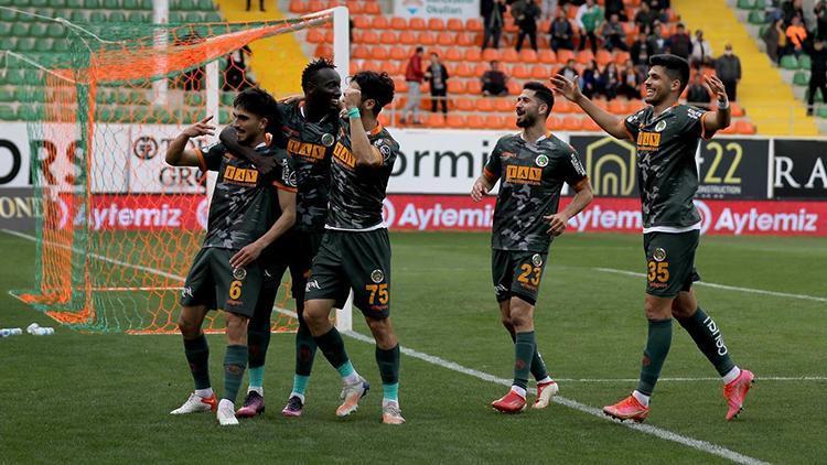 Aytemiz Alanyaspor 5-1 İttifak Holding Konyaspor (Maçın özeti ve golleri)