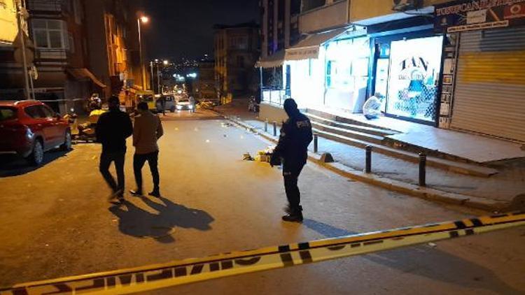 İstanbulda dehşet Erkek kuaförüne kurşun yağdırdılar: 6 yaralı