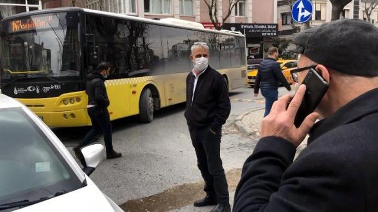 Yanlış parkla trafiği kilitledi: Otomobilim küçük dedi